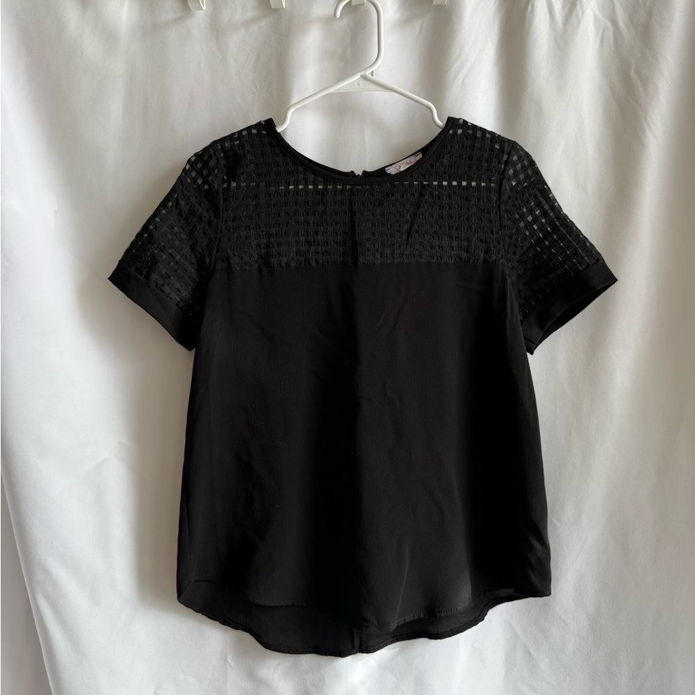 a'gaci Black Short-Sleeve Blouse